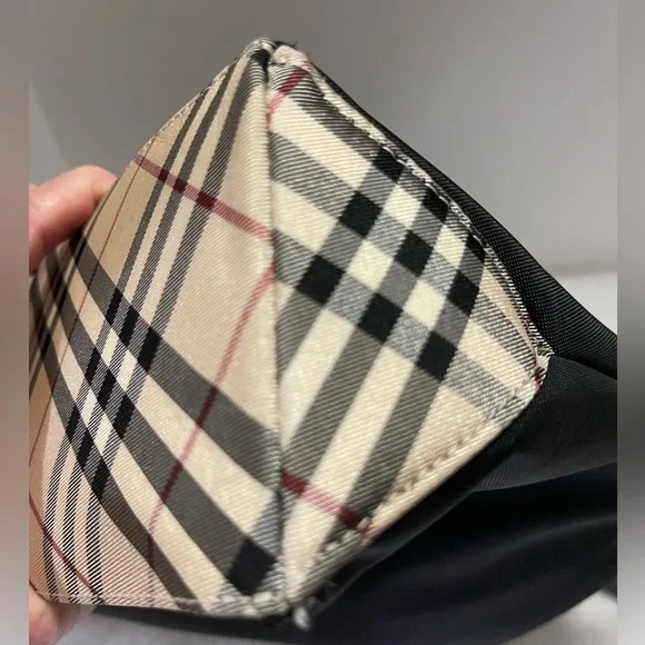 BURBERRY SHOULDER BAG - Picture 9 of 9